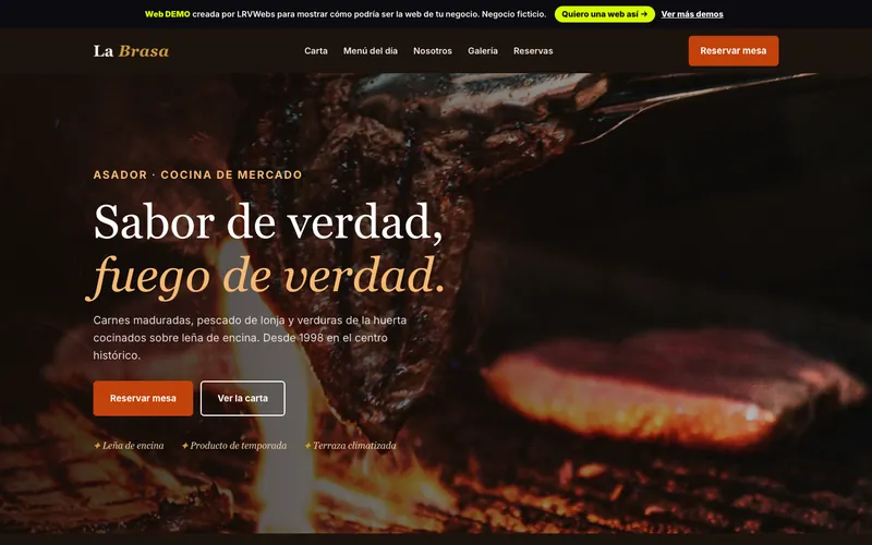 Web demo de un restaurante diseñada por LRVWebs, vista en ordenador